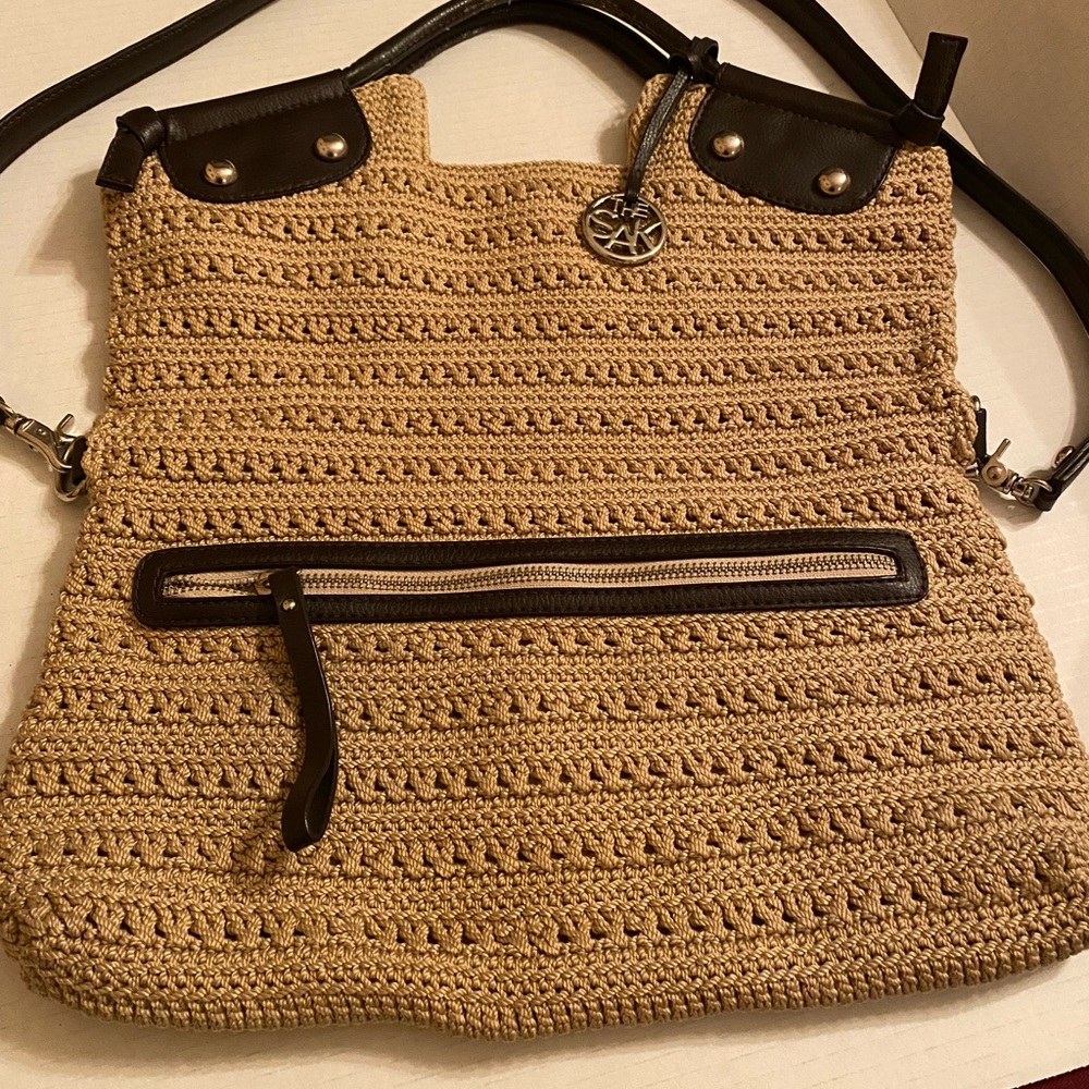 The Sak womens crochet brown beige knit shoulder handbag purse boho